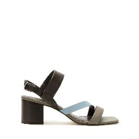 Egrey 'Strappy' Brown Leather Sandals Size 6